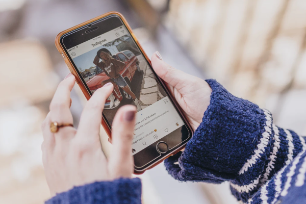 How to Use Social Media Without Letting It Use You How to Use Social Media Without Letting It Use You