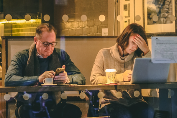 7 Handy Tips on How to Stay Safe on Public Wi-Fi 7 Handy Tips on How to Stay Safe on Public Wi-Fi