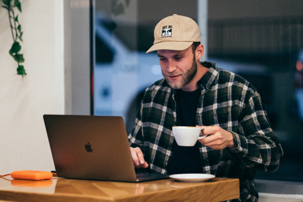 White Hat Hackers (and How They Differ From Black Hat, Grey Hat, and Red Hat Ones) White Hat Hackers (and How They Differ From Black Hat, Grey Hat, and Red Hat Ones)