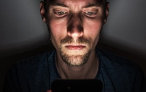 How to Know if Someone Is Watching You Through Your Phone Camera How to Know if Someone Is Watching You Through Your Phone Camera