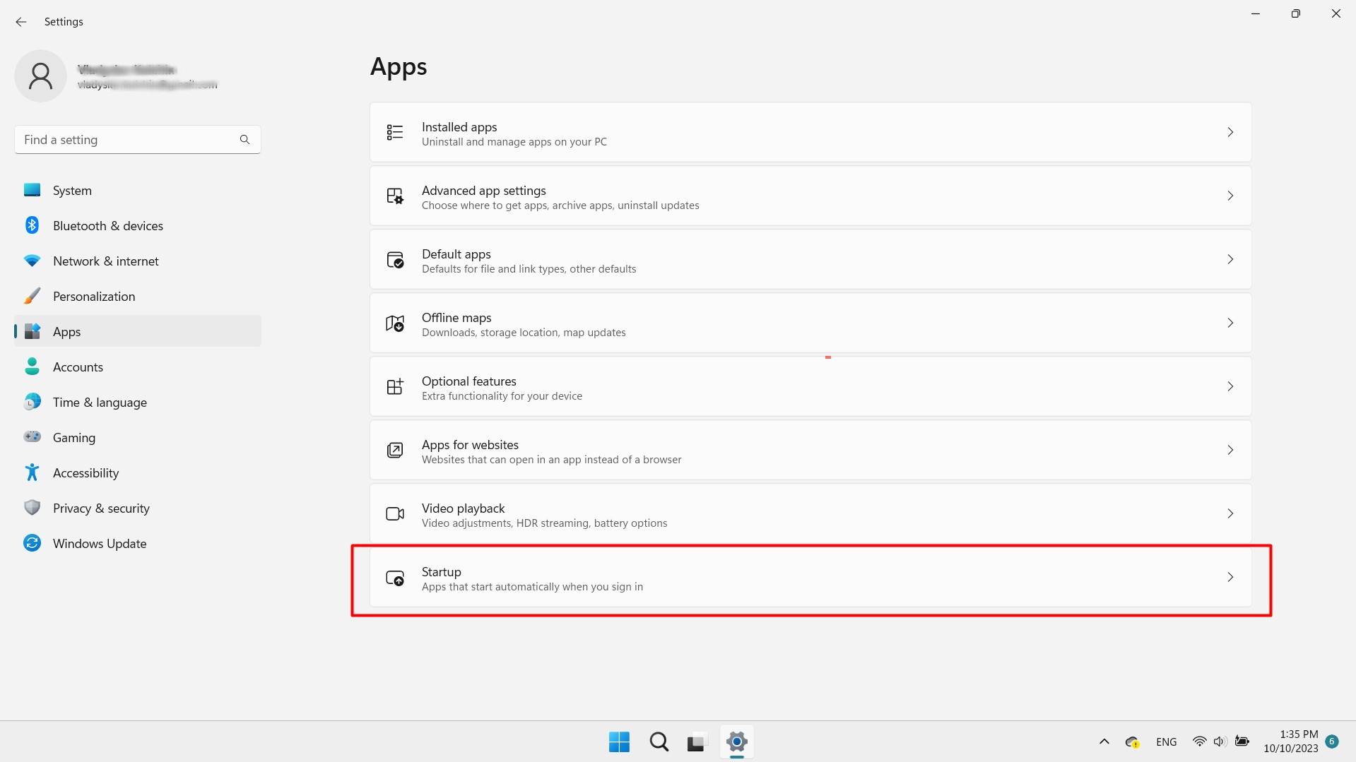 Choosing the Startup option in app settings on a Windows device.