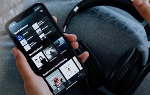 How to Block Ads on Spotify for on Mobile or Desktop